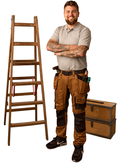 Tømrermester Nicolai med stige grønt rum